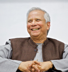 Foto Muhammad Yunus home piccola