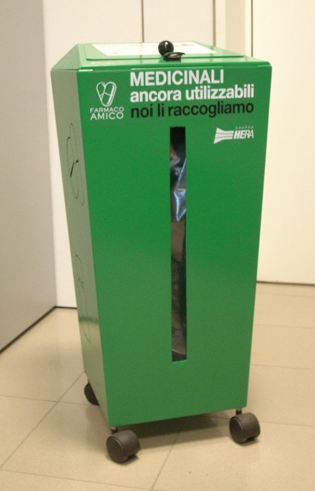 farmaco amico contenitore 032