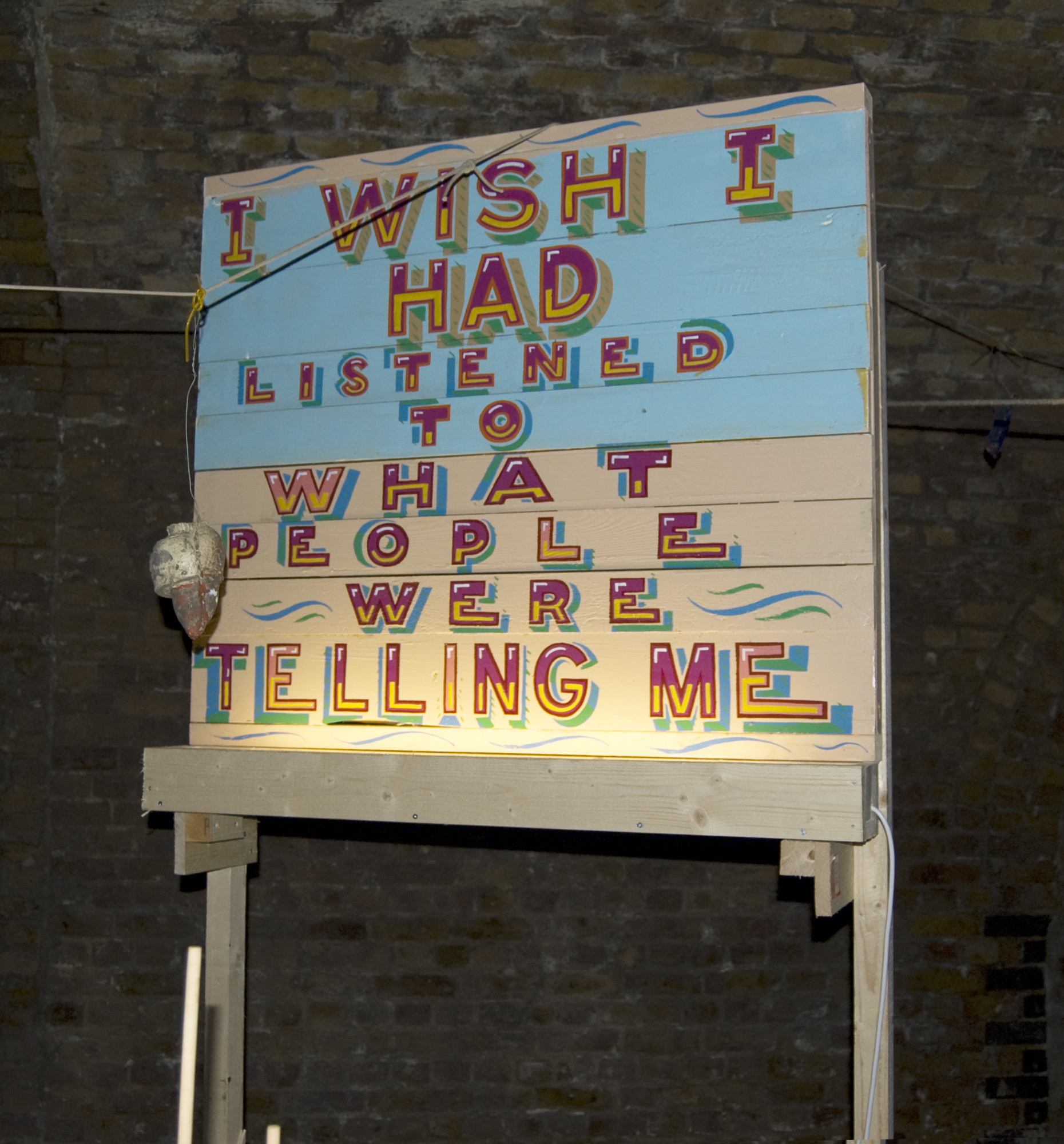 Bob and Roberta Smith, I wish I had listened to what people were telling me, 2010, Cartelloni dipinti, Courtesy l’artista