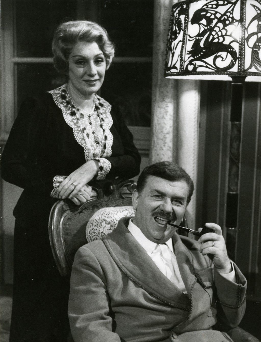 Andreina Pagnani e Gino Cervi in “Le inchieste del Commissario Maigret”, di Mario Landi,