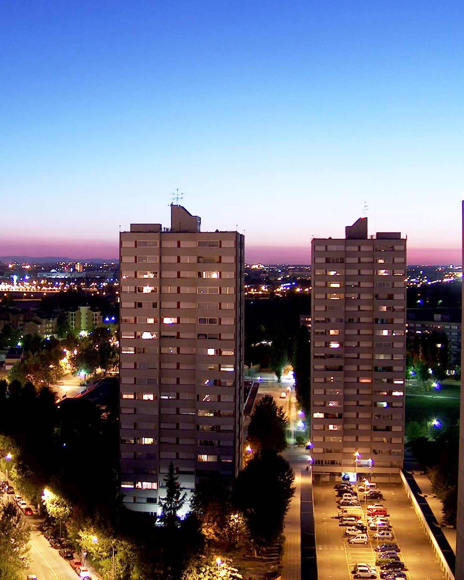 Torri di notte - foto Gabriele Lorenzini