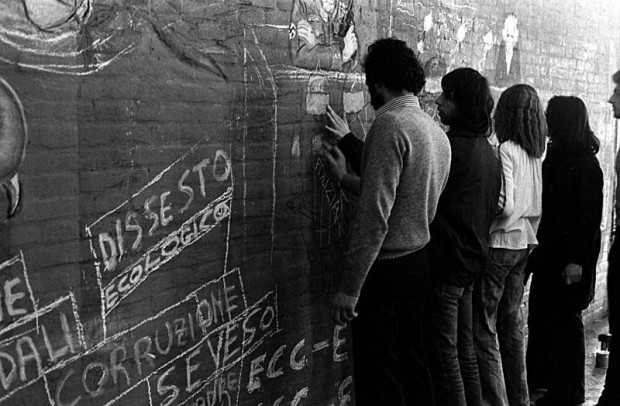 conferenza_Fabiola_naldi_40 anni di parole, codici e icone in via Zamboni e dintorni