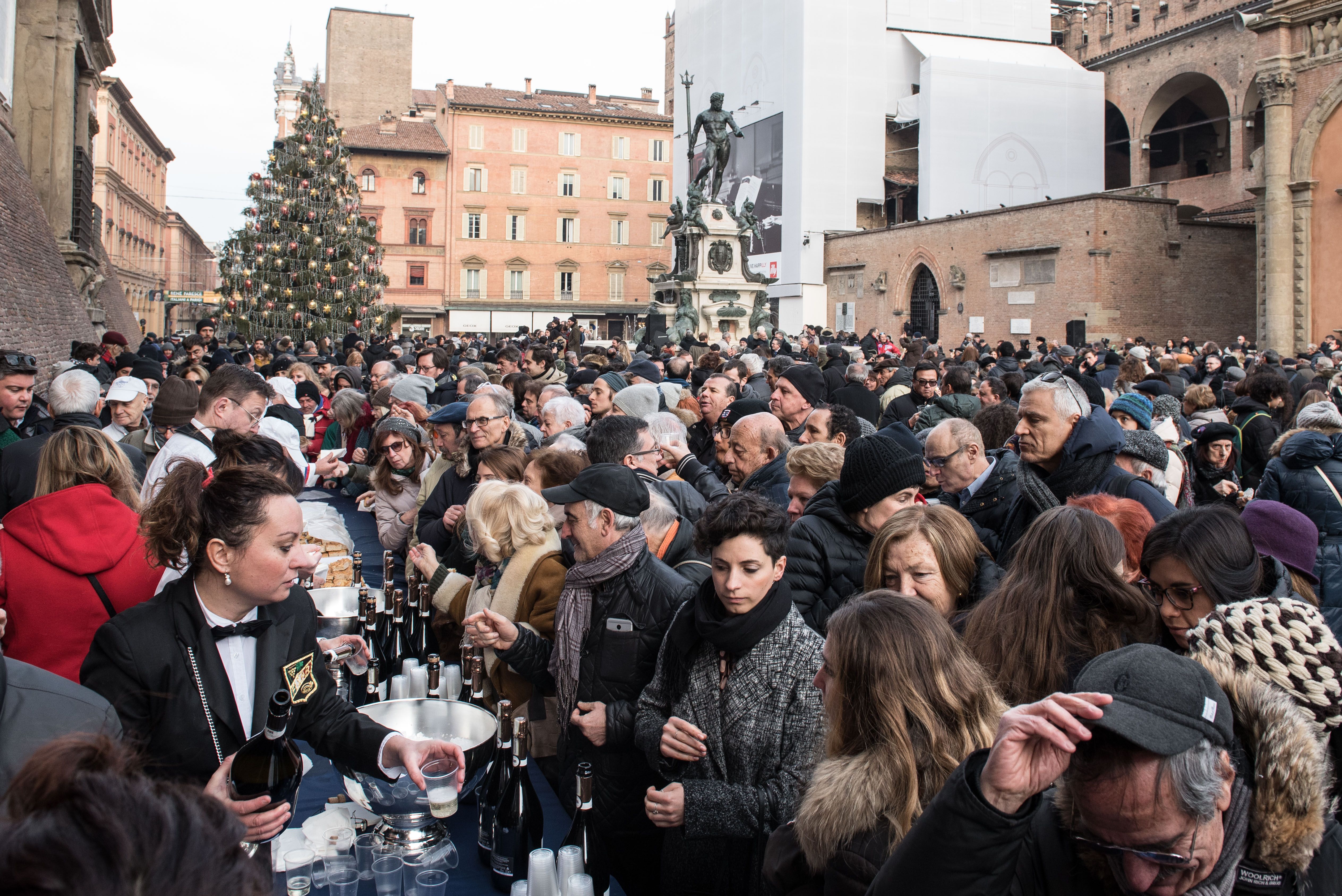 Nettuno inaugurazione 3 foto Giorgio Bianchi Comune di Bologna