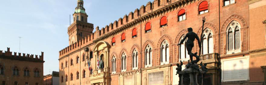 Palazzo d'Accursio_880x282