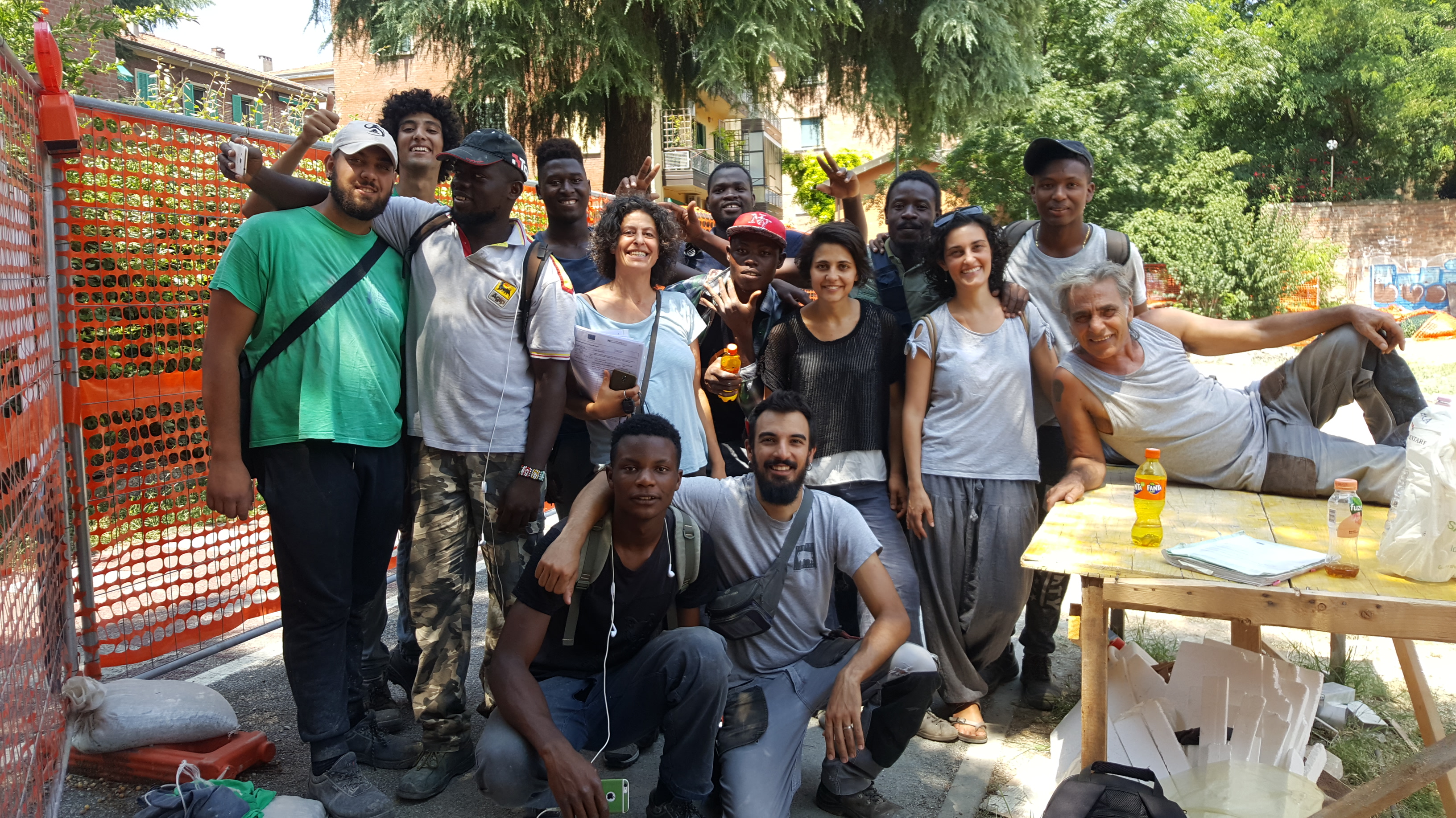 05 Gli allievi con parte dell'equipe educativa e tecnica di Terra Verde