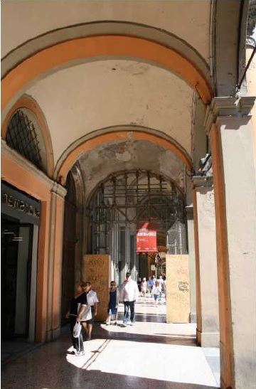 portico arena del sole 2