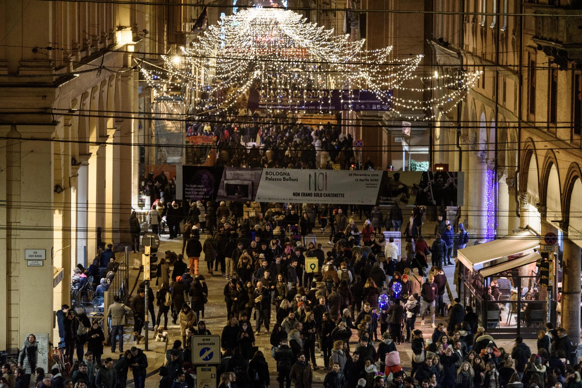 albero-natale-luminarie-via-dazeglio-cremonini-30-novembre-2019_73