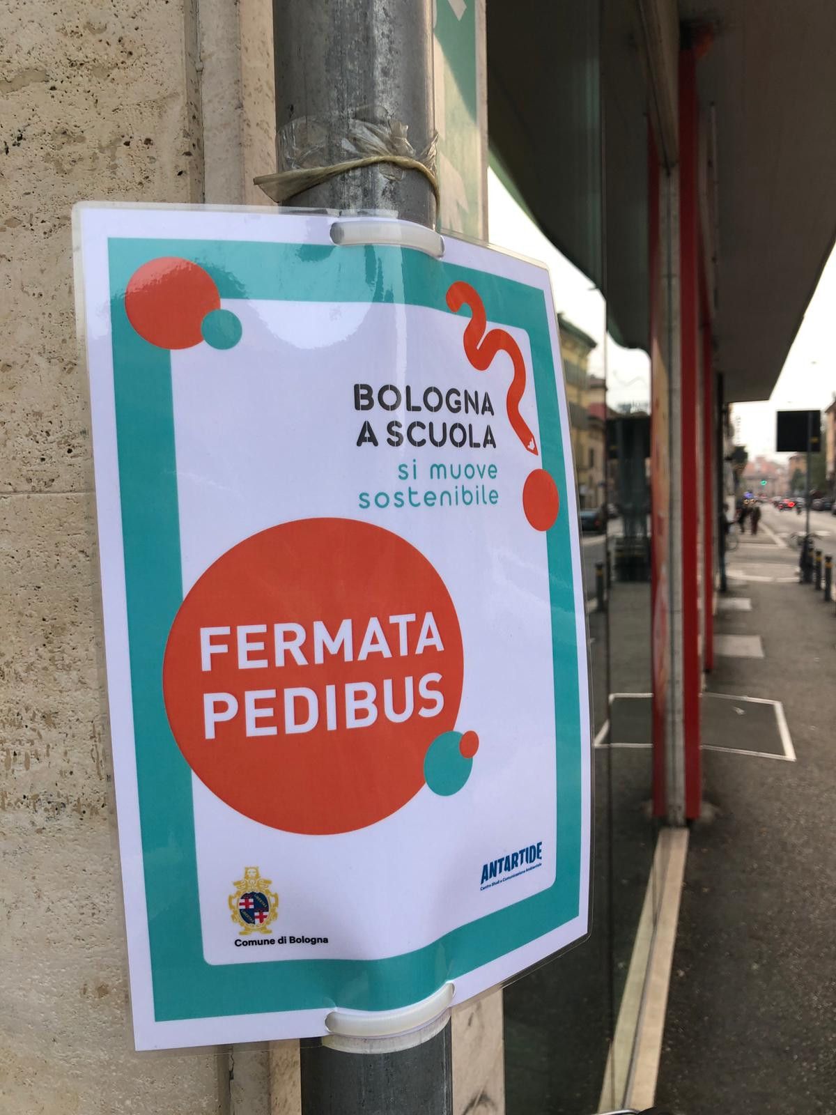 fermata-pedibus-foto-smt-comune-di-bologna