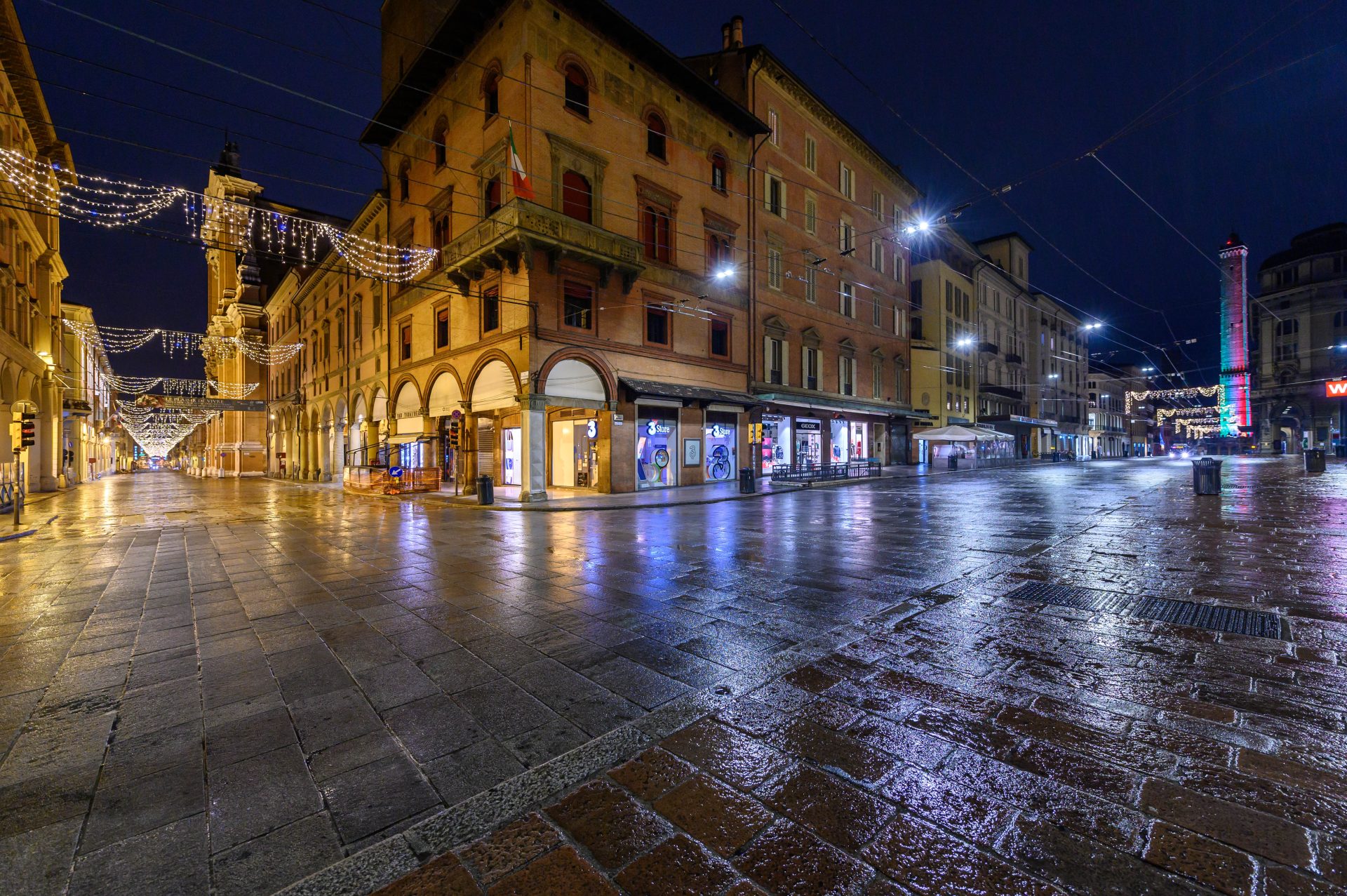 116_31122020_Capodanno_2021_Piazza_Maggiore_N-HDR